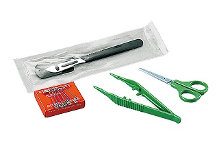 SET DI STRUMENTI SOS MONOUSO IN PLASTICA - Luckyfarma.it