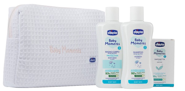 CHICCO BABY MOMENTS BEAUTY BAG W ZIP ROSA BAGNOSCHIUMA PELLI DELICATE 200 ML + SHAMPOO PELLI DELICATE 200 ML + SAPONE SOLIDO PELLI DELICATE 100 G - Luckyfarma.it